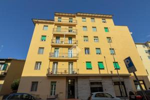 4 LOCALI A SCANDICCI