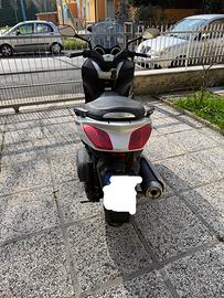 Yamaha X-max 125 2010