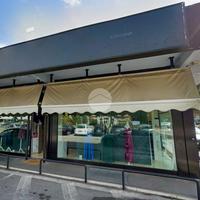 NEGOZIO A MONTICHIARI