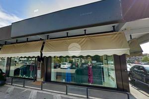 NEGOZIO A MONTICHIARI