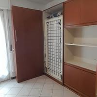 mobile con letti e tavolo a scomparsa