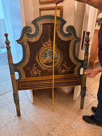 Testata antica letto piccolo