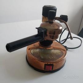 AMA Milano - Macchina del caffè espresso e vapore 