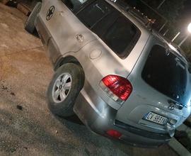 HYUNDAI Santa Fe 1ª serie (intera per ricambi)