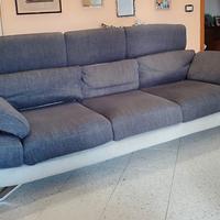 Divano 4  posti 