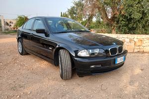 BMW 318i berlina benzina