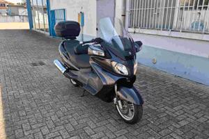 Suzuki Burgman 650 executive