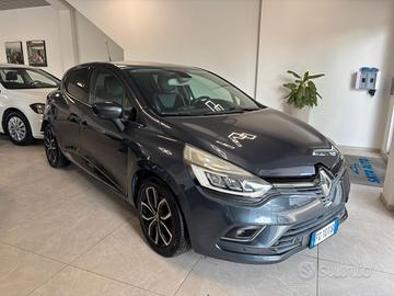 Renault Clio Sporter dCi 8V 90CV EDC Start&Stop En