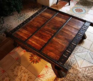 Tavolino da salotto etnico