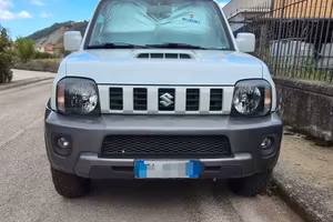 suzuki jimny anno 2015