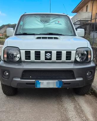 suzuki jimny anno 2015