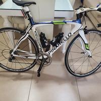 bici pinarello in carbonio 