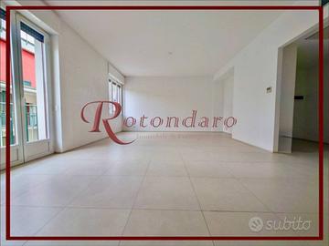 Appartamento di 140 m² con 4 locali a Milano