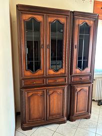 Mobile sala in legno vintage con vetrinetta