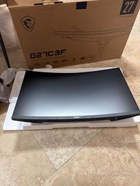 videogiochi + cuffie gaming + monitor da gaming