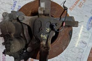 FUSELLO/MOZZO ANT.LATO DX HYUNDAI H1 2.5 DIESEL 2