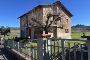 IP436 - casa indipendente con terreno