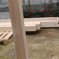 Struttura in legno per fare tettoia. 