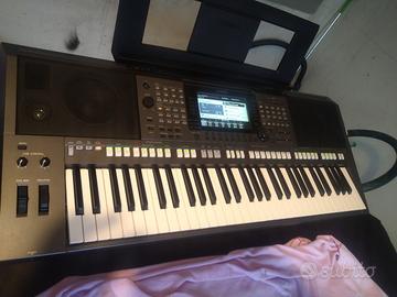 tastiera professionale Yamaha s770