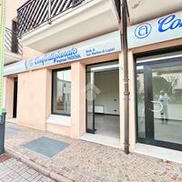 NEGOZIO A SAN MARTINO DI LUPARI