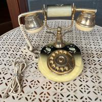 Telefono vintage in alabastro di Volterra