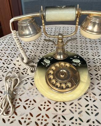 Telefono vintage in alabastro di Volterra
