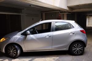 Mazda2