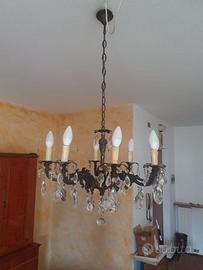 lampadario classico in metallo brunito e pendagli