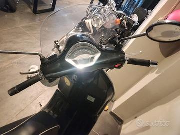 Vespa GTS Super 125