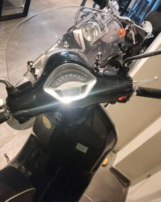 Vespa GTS Super 125