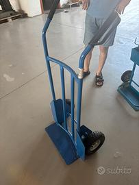 Carrello in metallo