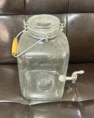 Dispenser in  vetro con rubinetto per bevande