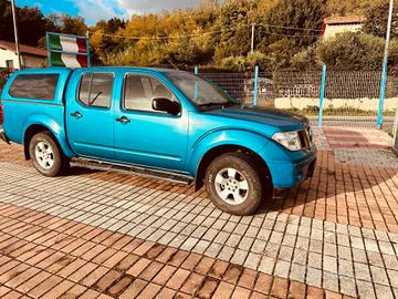 Nissan Navara 2.5 dCi , 4X4, 4 porte Double Cab 4W