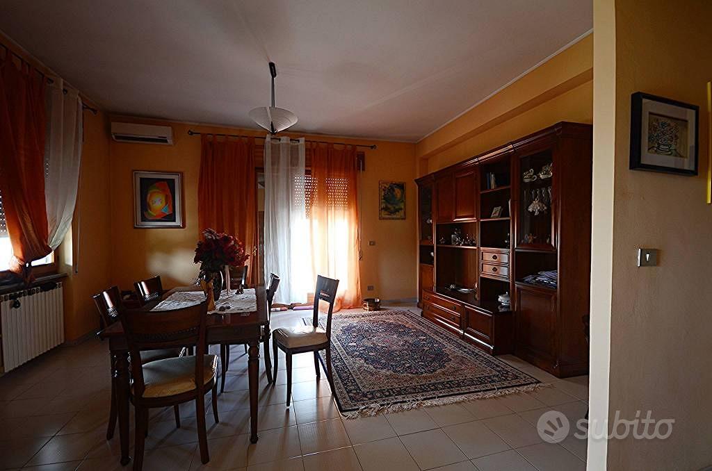 Villa di 215 m² con 4 locali e box auto a Ceccano - View 6