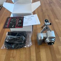 Macchina fotografica vintage anni 2000