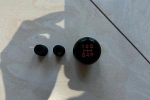 Pomello cambio sportivo con adattatori