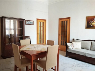 Paternò - casa singola arredata