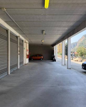 Box / Garage di 168 m² a Finale Ligure