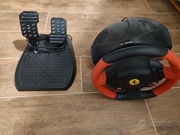 Thrustmaster Ferrari 458 Spider per Xbox. 