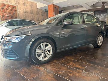Volkswagen Golf 1.5 eTSI 130 CV EVO ACT DSG Life