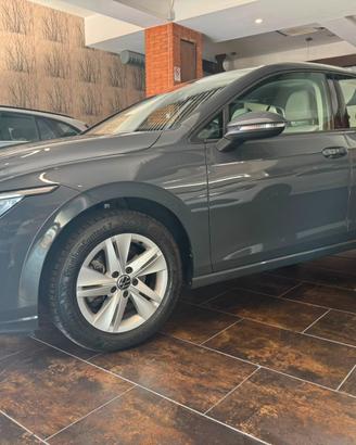 Volkswagen Golf 1.5 eTSI 130 CV EVO ACT DSG Life