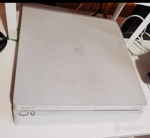 PlayStation 4 Bianco