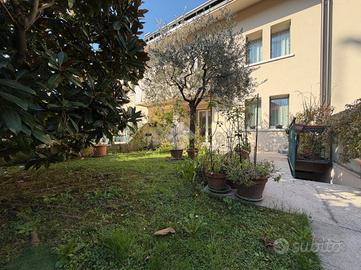 VILLA A SCHIERA A BASSANO DEL GRAPPA