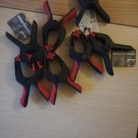 Morsetto a pinza direzionabili in PVC con molla


