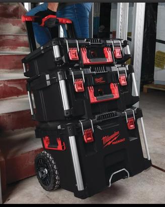 Set Milwaukee PACKOUT con trolley e 2 valigette po