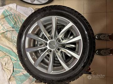 Hunday ix 20/i20 gomme piu cerchi