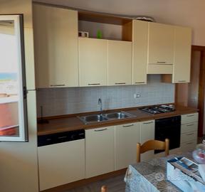 Cucina comleta di  elettrodomestici