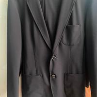 Abito da uomo blu portato una sola volta all