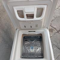 Lavatrice Whirlpool 7 kg carica dall'alto