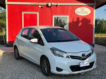 Toyota Yaris 1.4 D-4D 5 porte Lounge